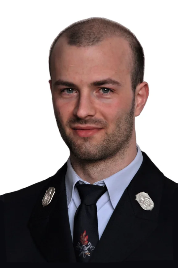 Bild-2.Kdt-Korbinian Richter-white.JPG